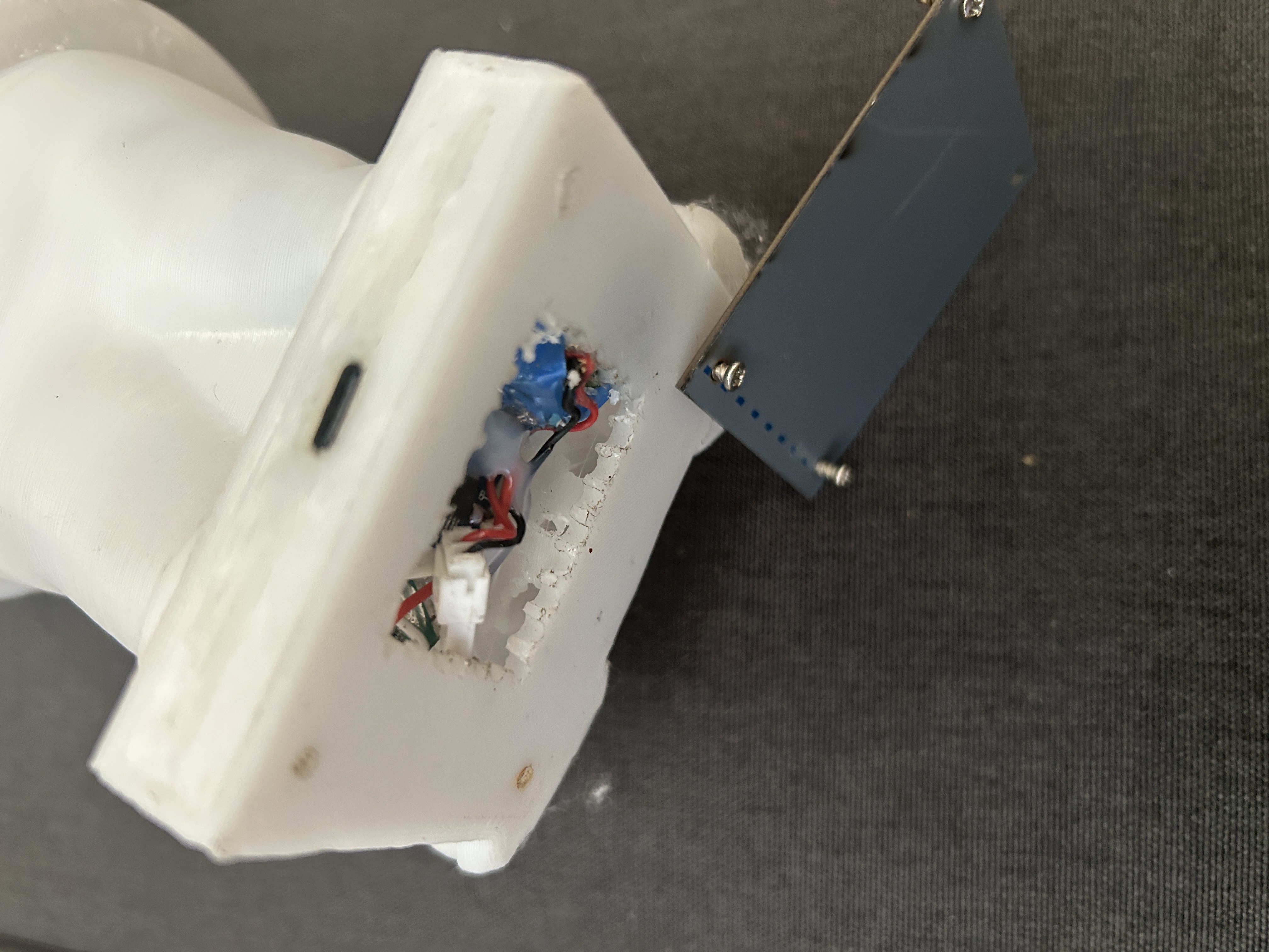 FLIPGNOME prototype with USB-C electronics
